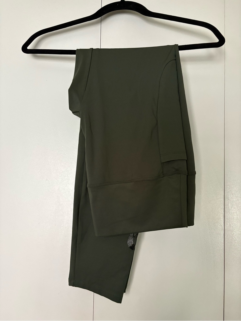 Disturbia Olive Green Snake Print Active Set - Picture 5 of 6